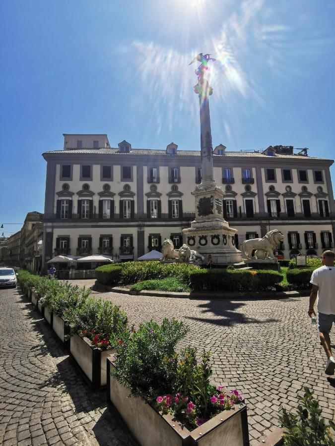 Napoli Centro Chiaia Apartment Exterior foto