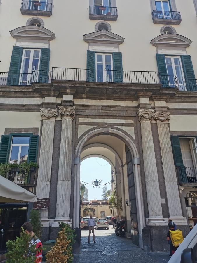 Napoli Centro Chiaia Apartment Exterior foto